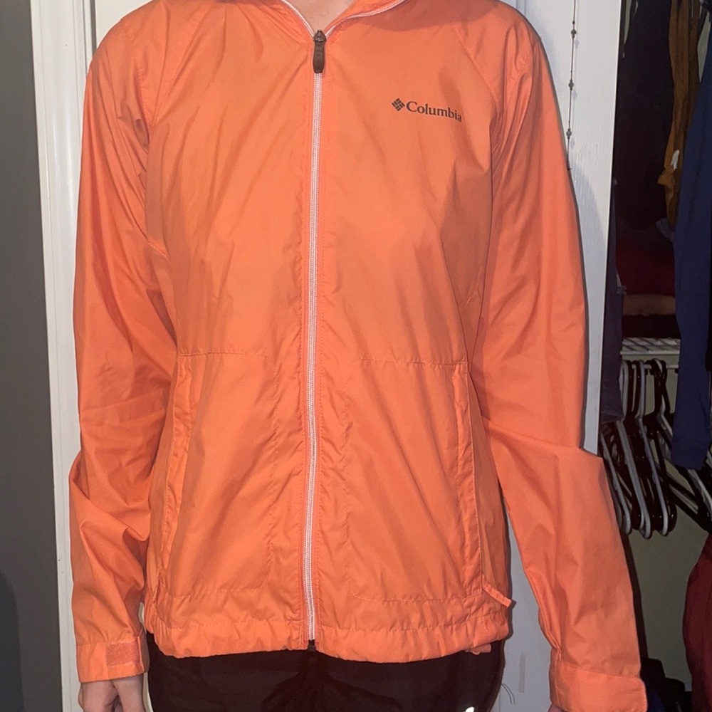 color-coral.. In very good condition